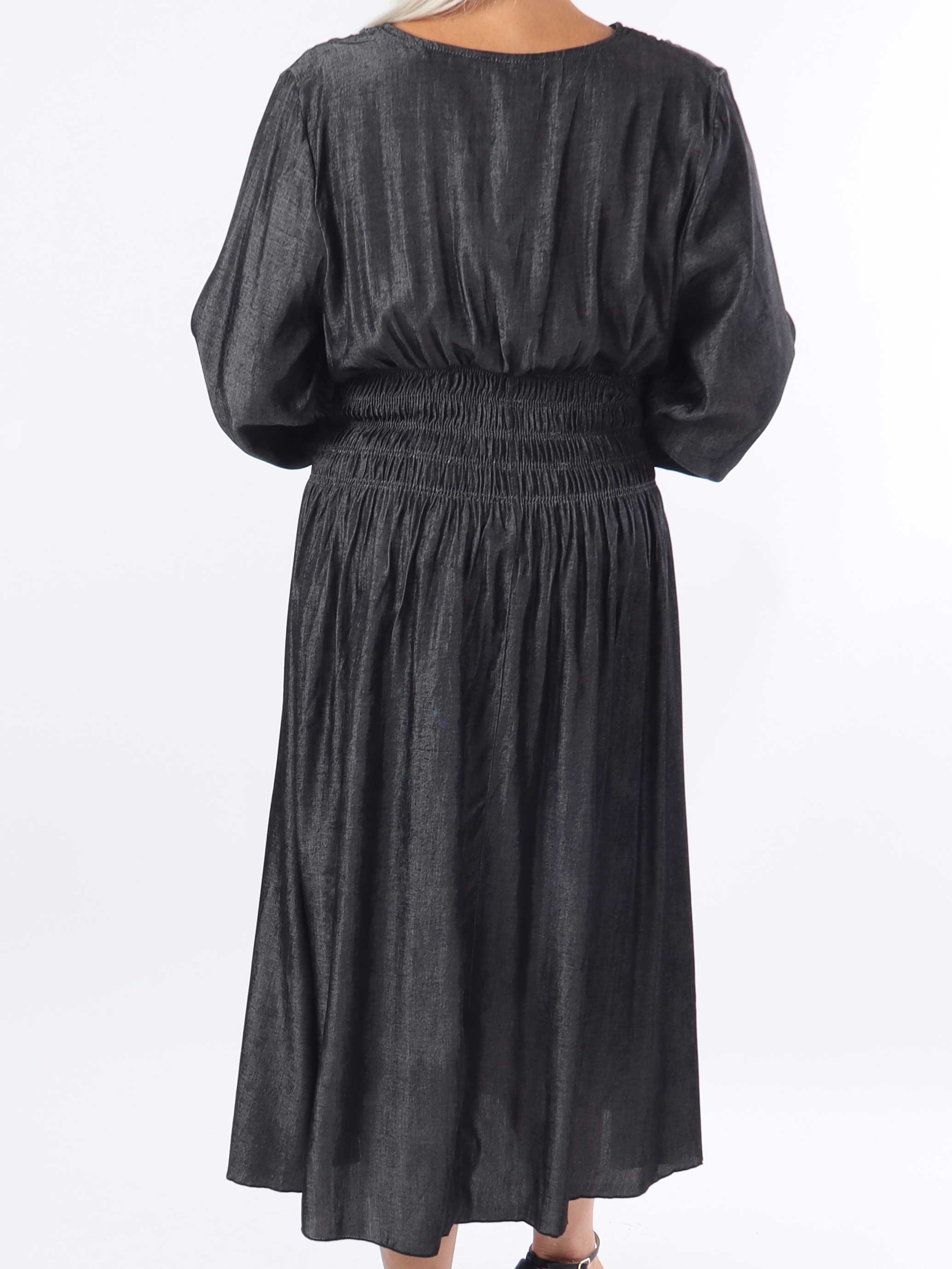 Pams Denim Midi L/S - Plus size kjole med smock i livet